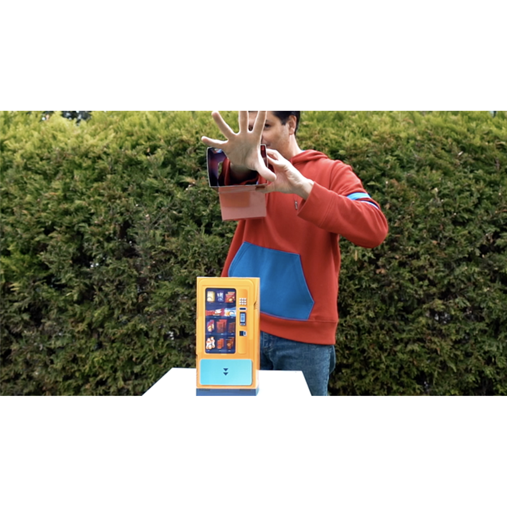 VENDING MACHINE by George Iglesias & Twister Magic
