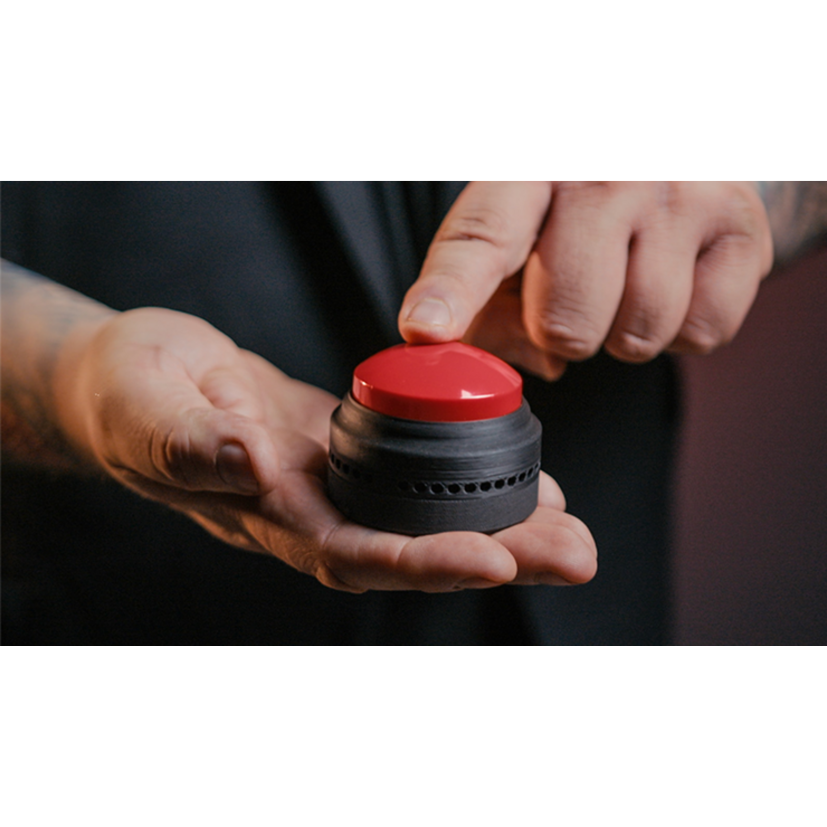 The Button by João Miranda Magic