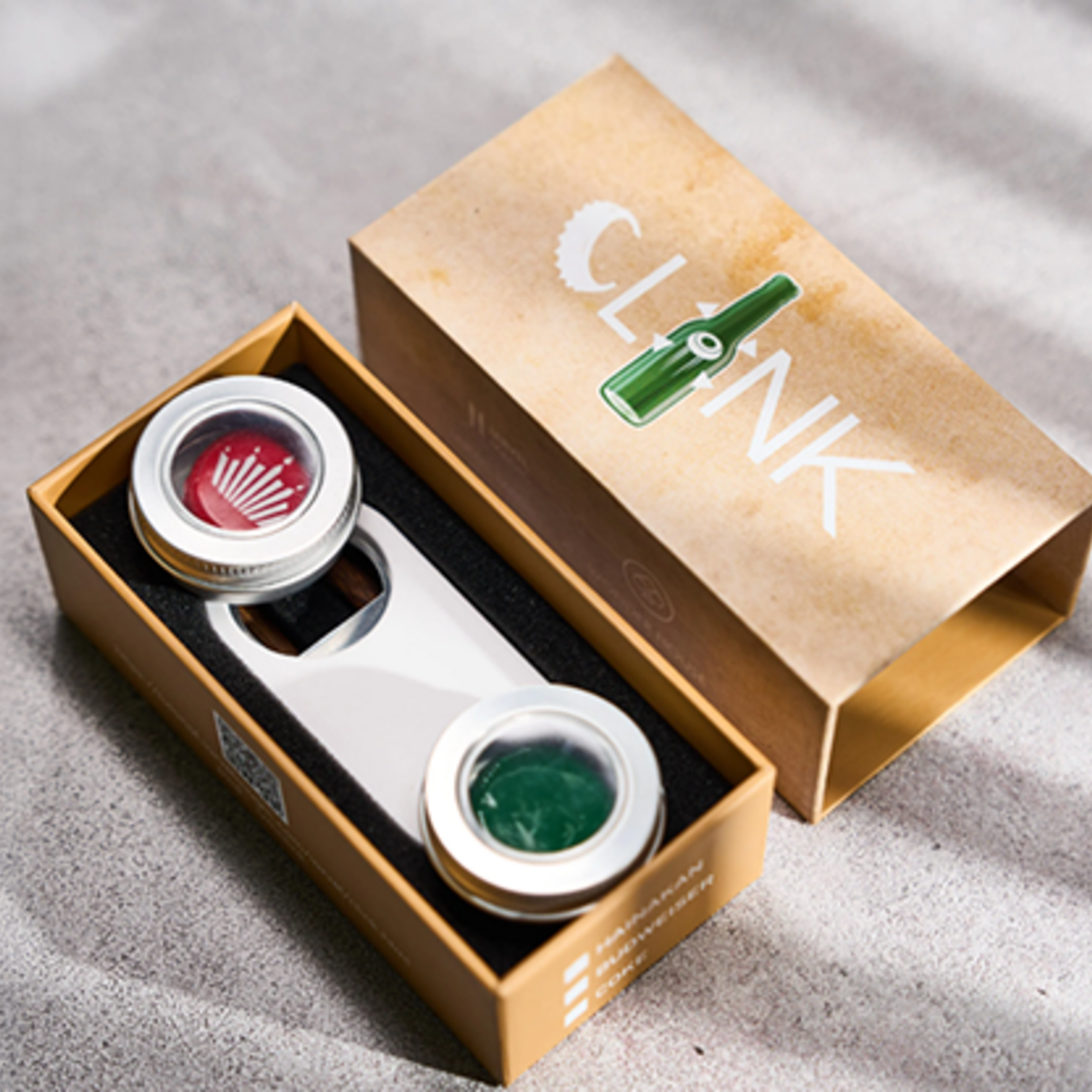 The Clink (Cap in Bottle) by Iarvel Magic and Wonder House