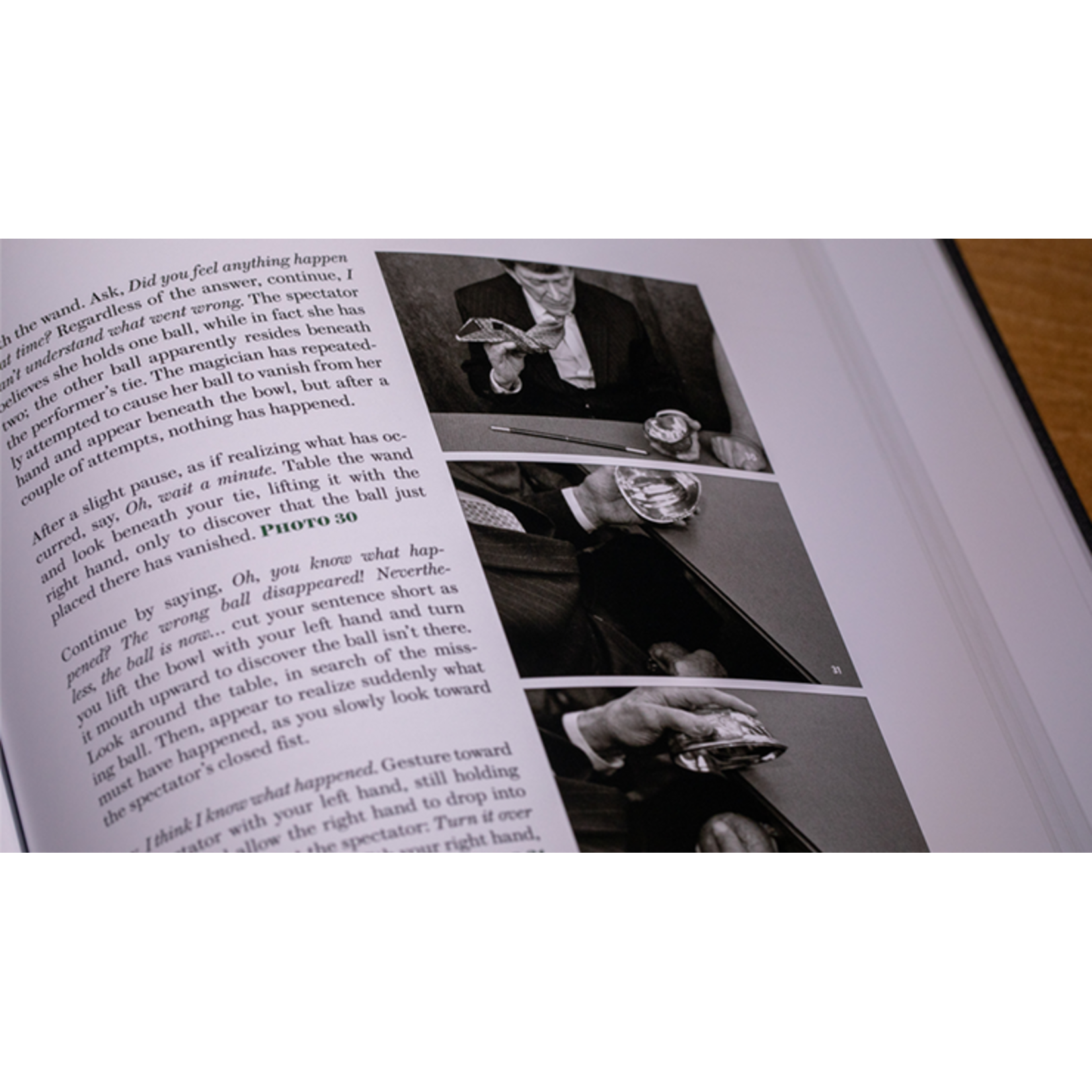 The Magic of Johnny Thompson (boek)