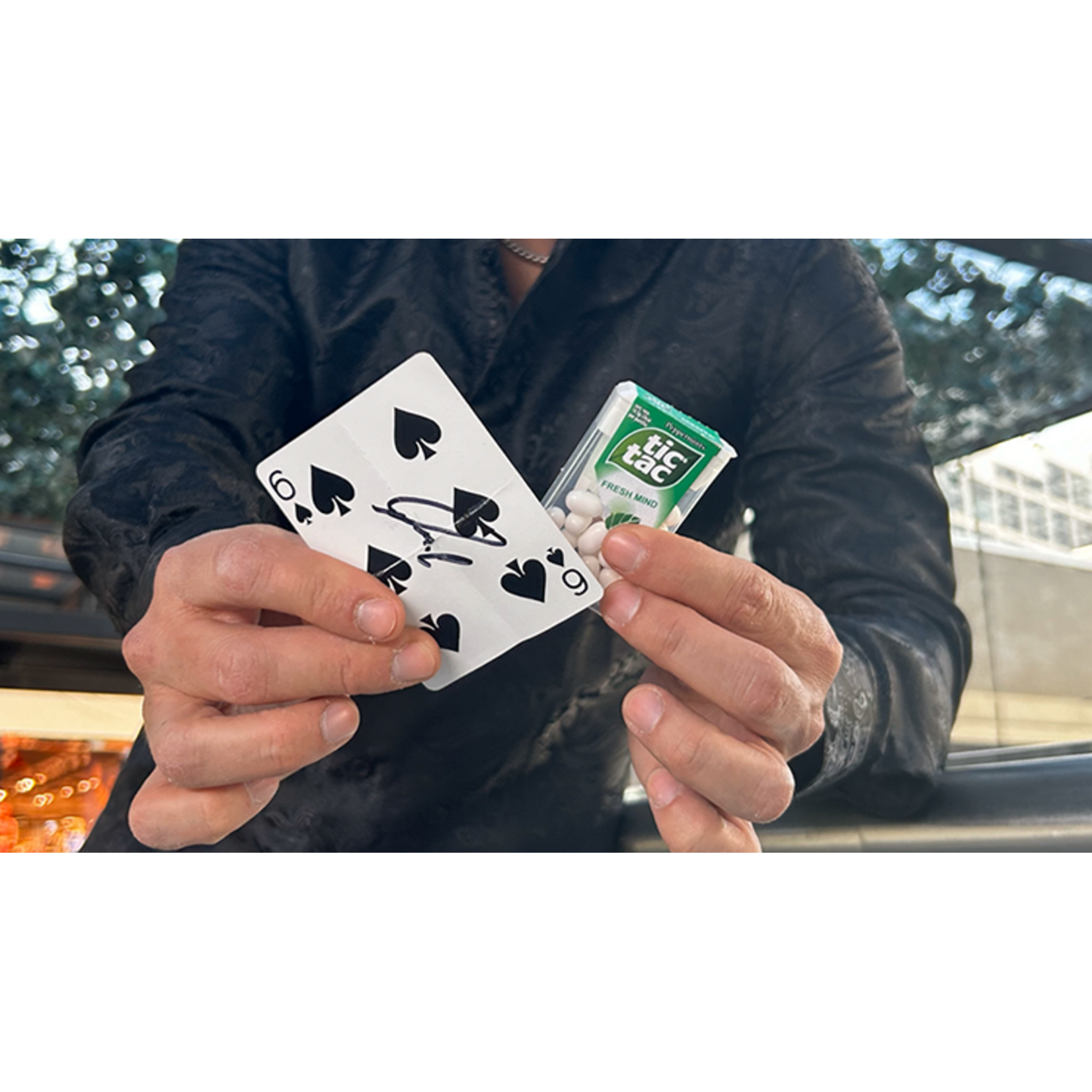 Tumi Magic Presents TRAPPED by Erick White
