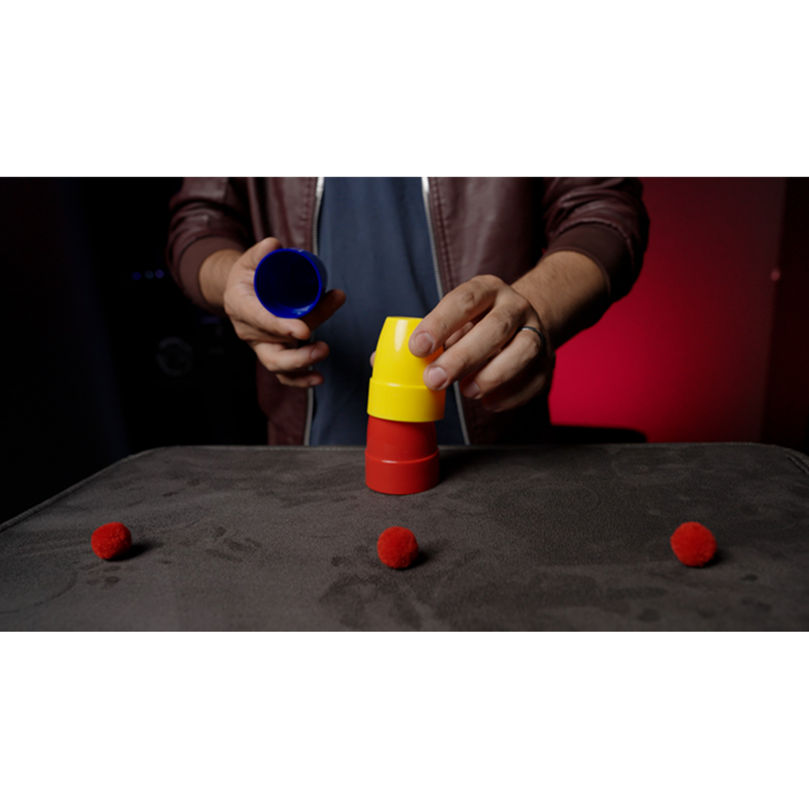 Apprentice Magic: Cups & Balls