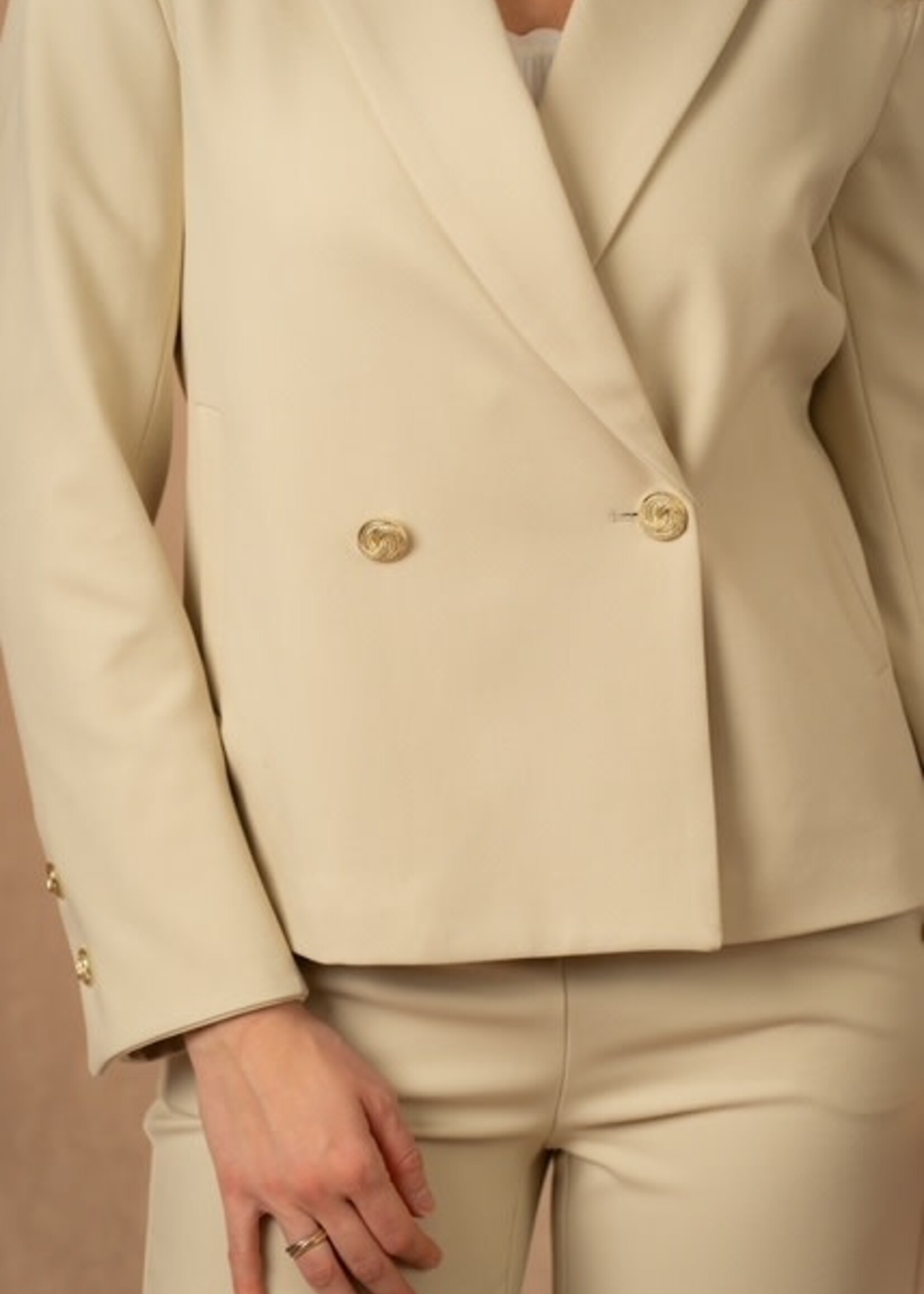 Blazer Light Beige V347 Esther