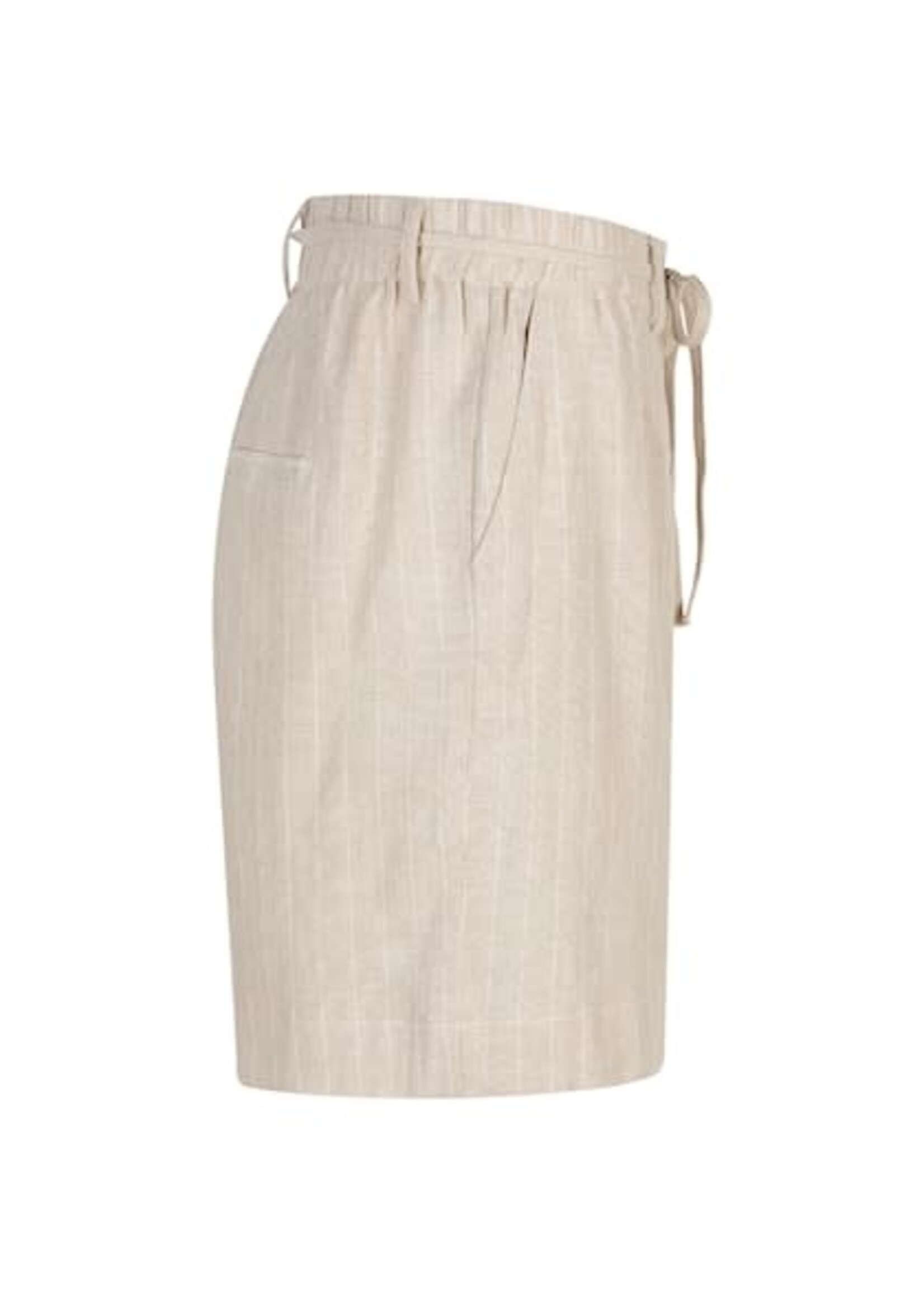 KLEDING RED BUTTON S 2026 SRB4914 Cami Short Linen/Visco Pinstripe high rise - regular fit