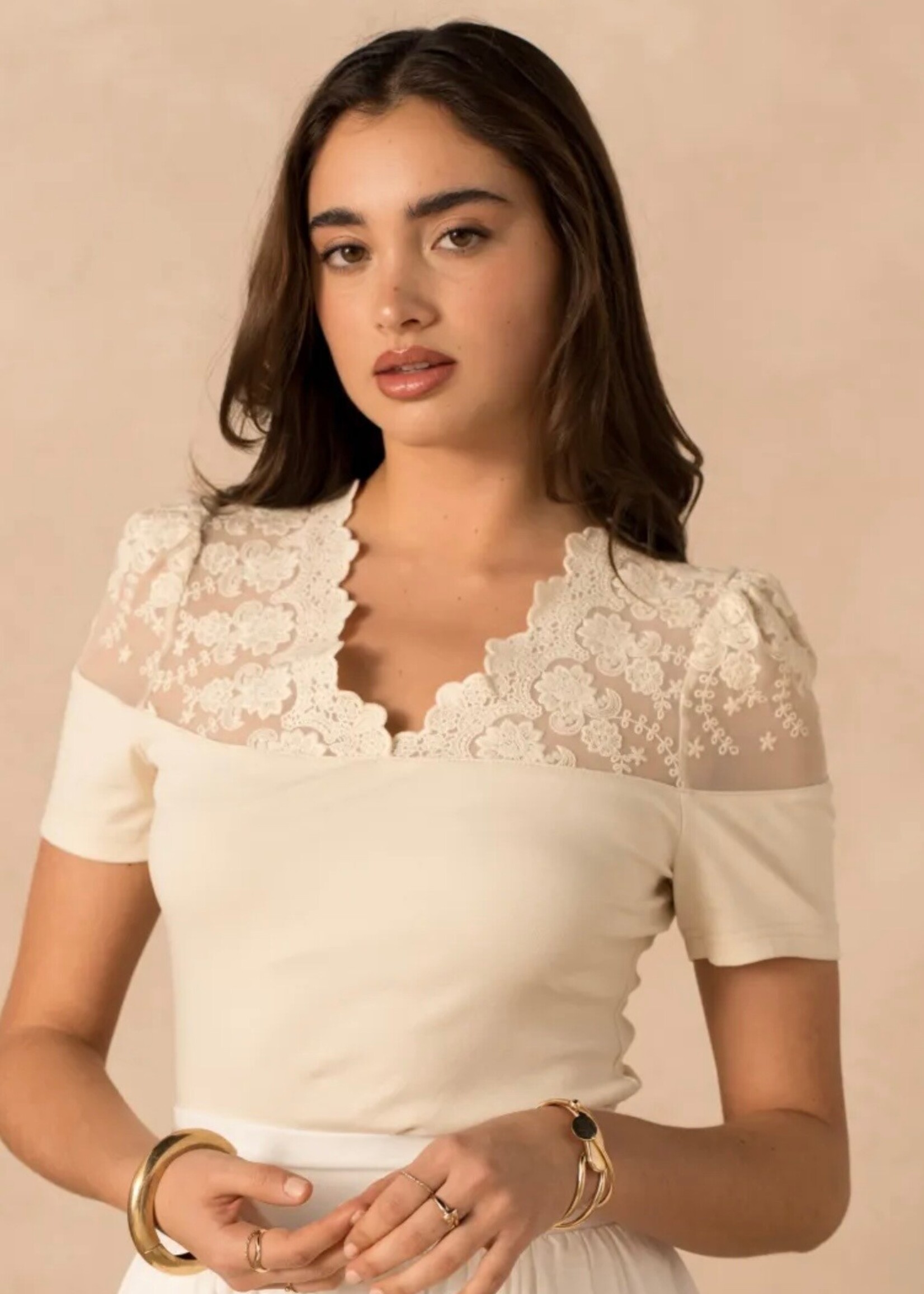 CASH & CARRY  KLEDING 2026 Jan-mei Top H238a Meddy