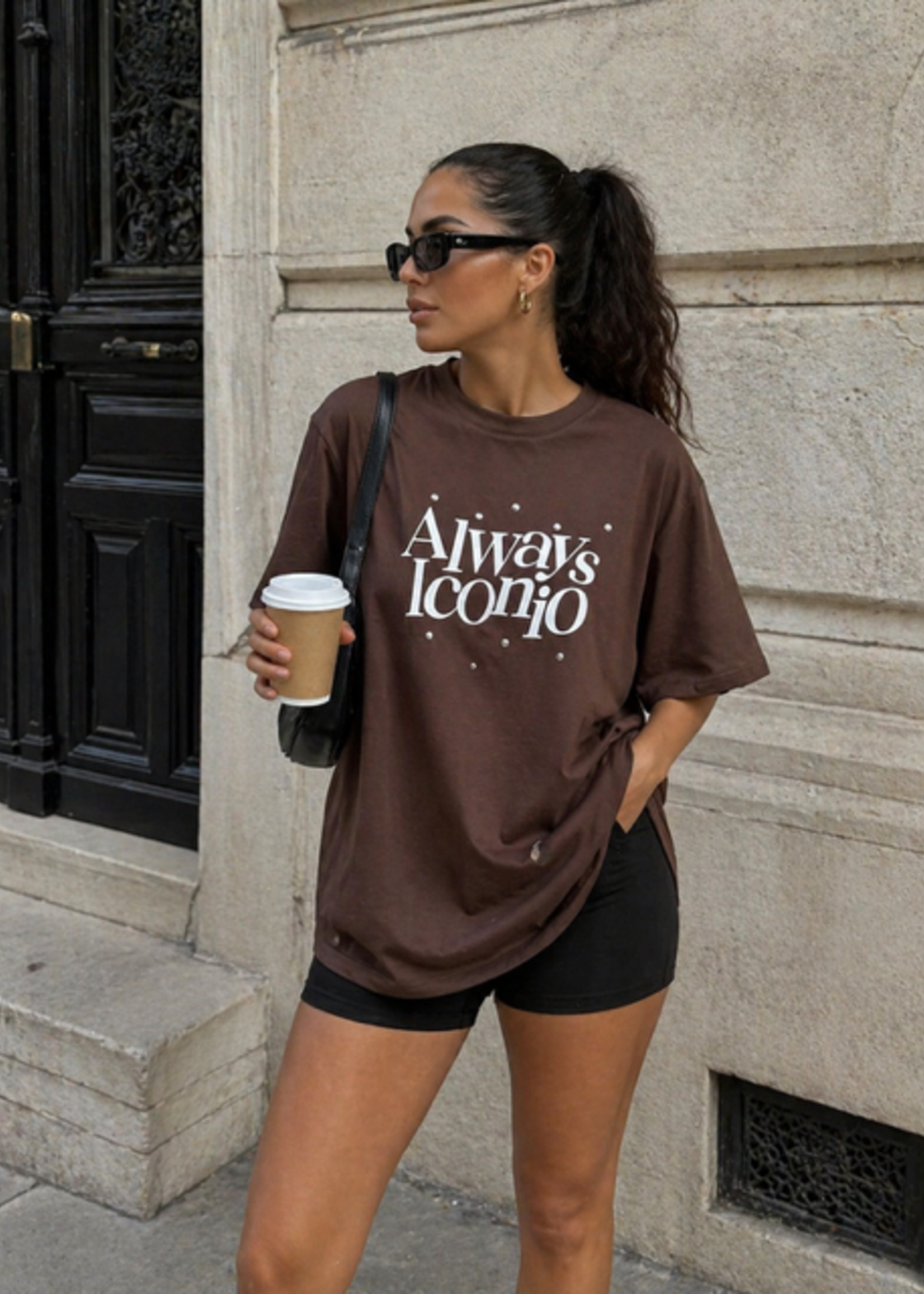 CASH & CARRY  KLEDING 2026 Jan-mei T shirt Choco Always Iconio