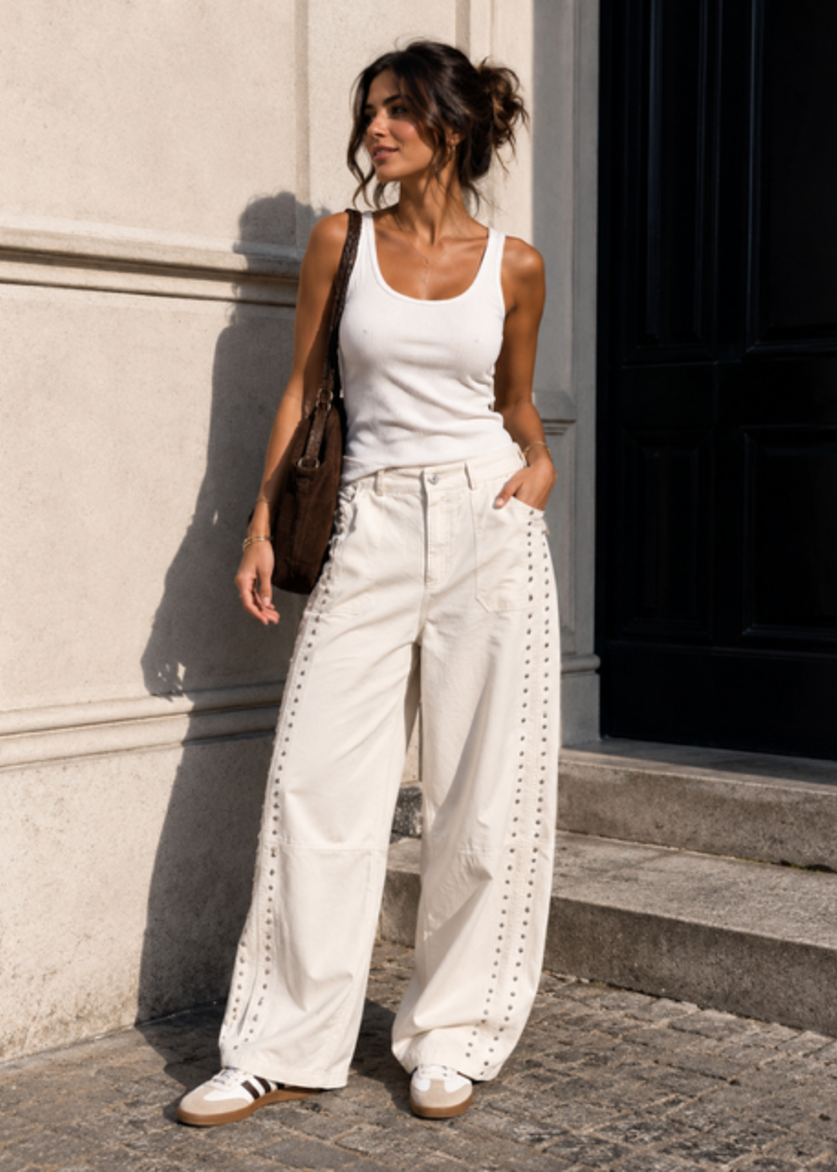 INKOOP VOORJAAR/ZOMER  2026 Barelbroekje studs white  (katoen)
