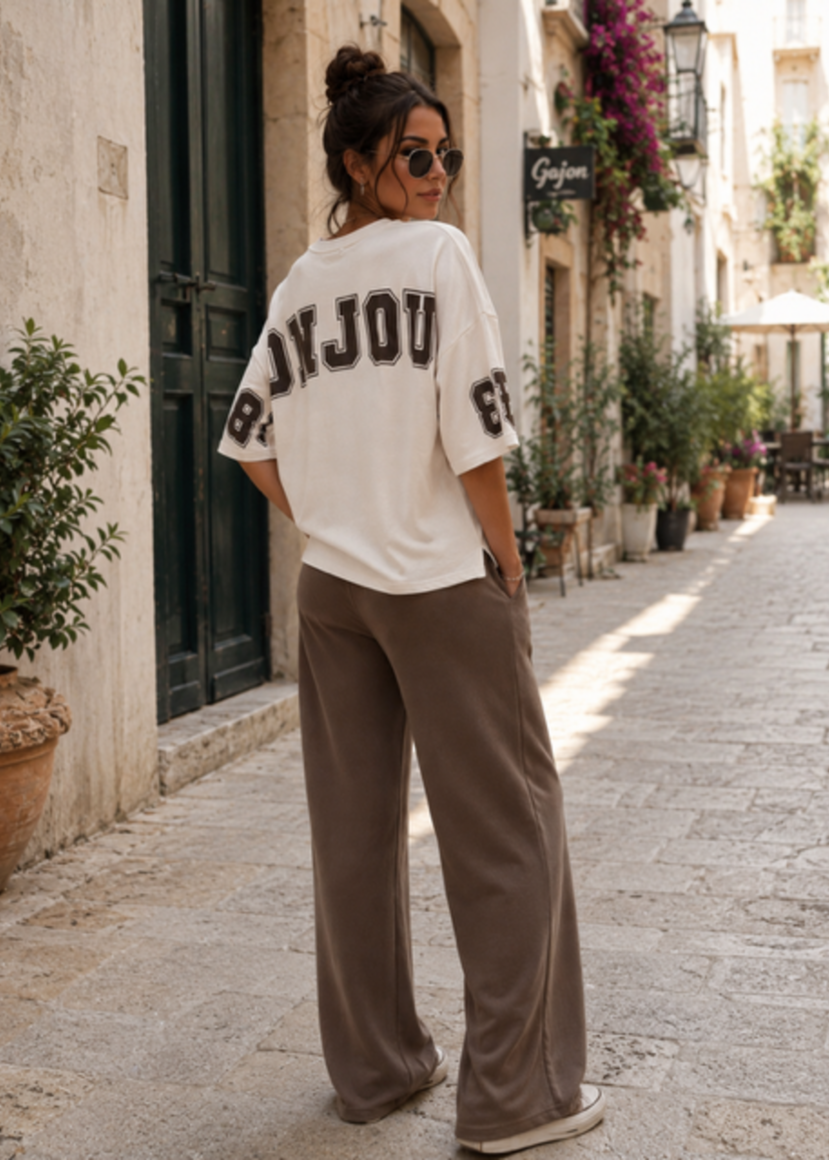 INKOOP NAJAAR/ WINTER 2026 Sweatshirt Bonjour