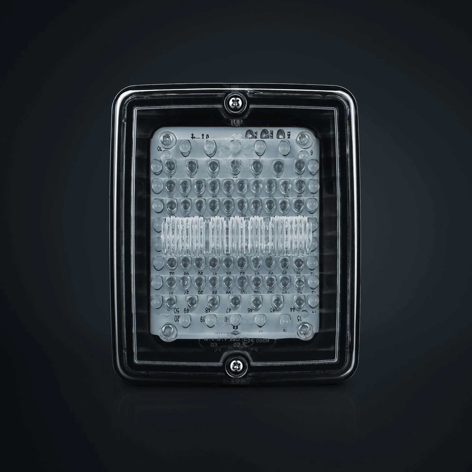 Strands IZE LED achter-/remlicht en richtingaanwijzer - helder glas