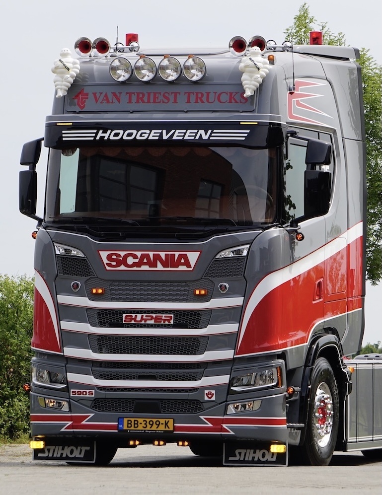 Omnius Scania SUPER 2.0 embleem