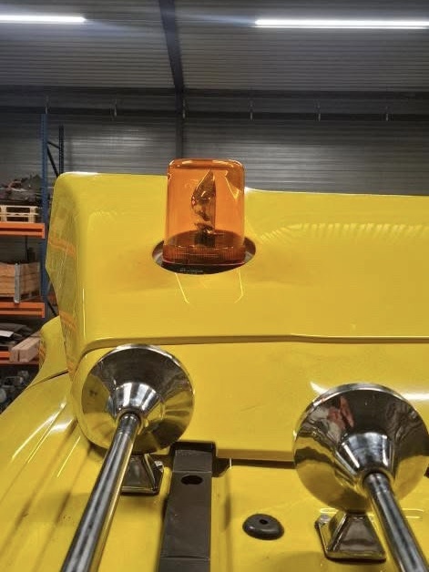 Zwaailampsteunen Scania NG