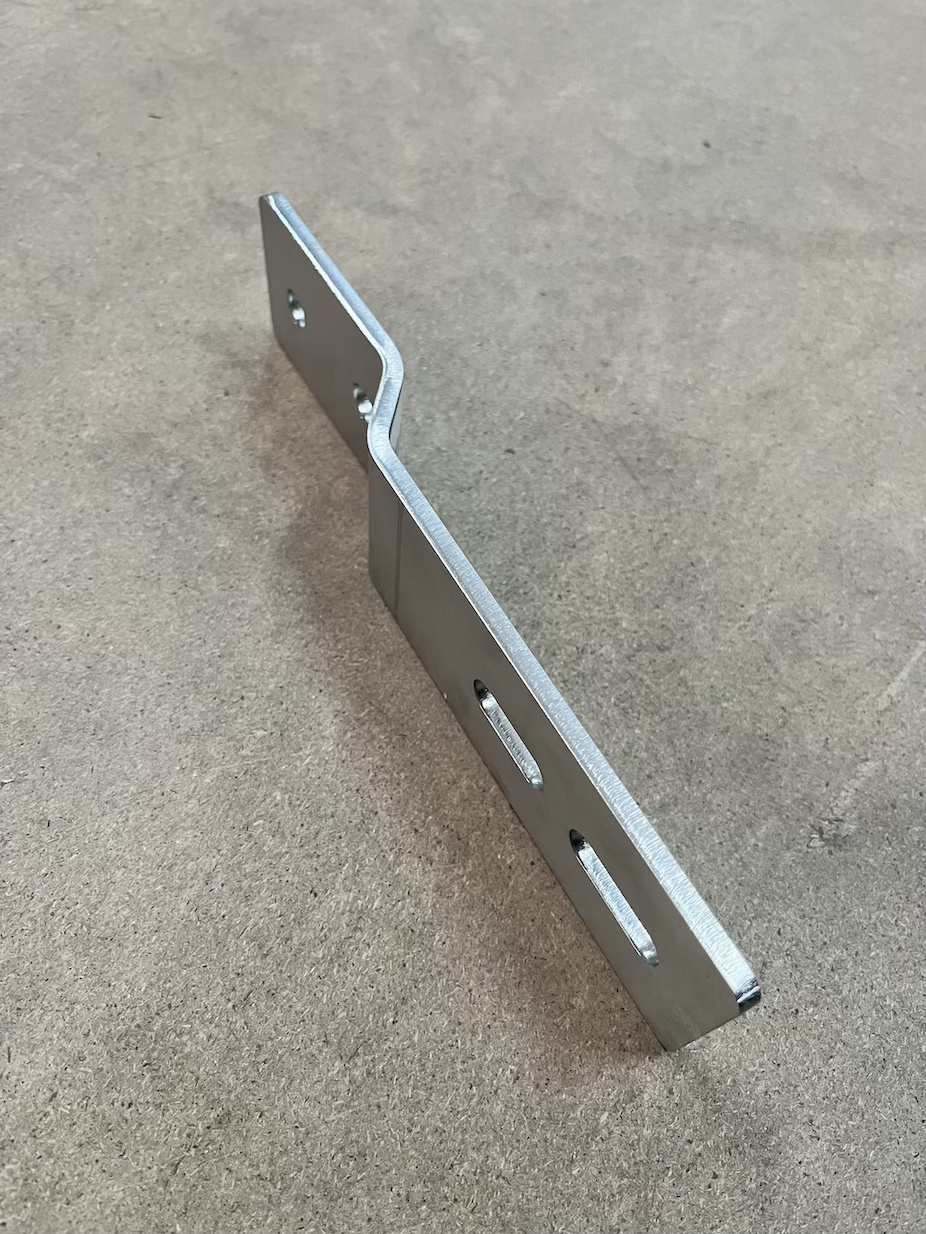 Extension support for front mirror Scania NG (extra long)
