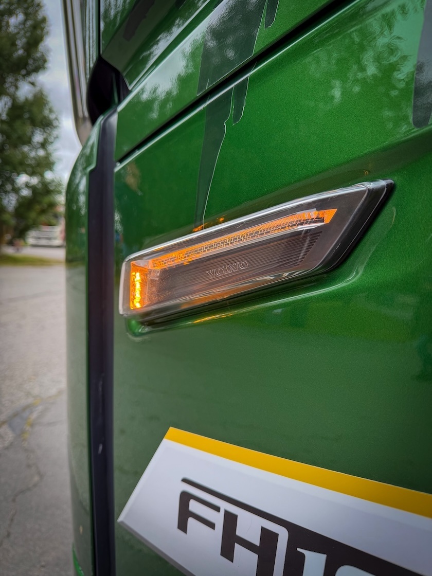 Volvo Positielicht knipperlicht deur Volvo FH5