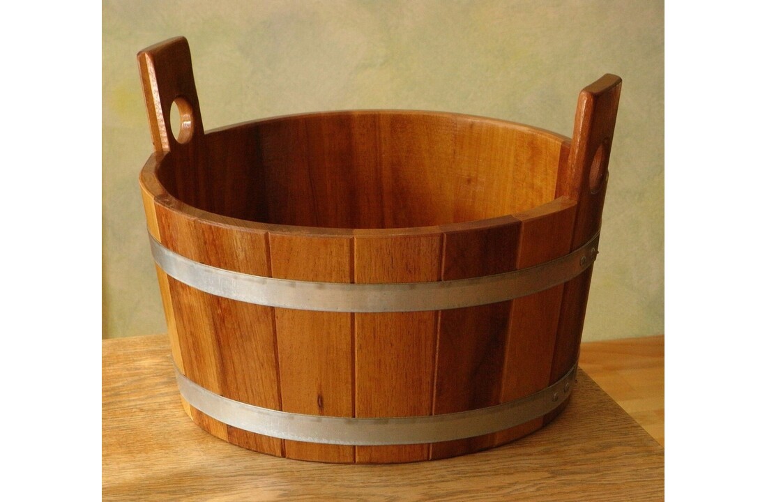 Voetenbak Kambala 16 liter, blank gelakt
