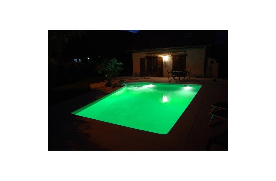 Weltico 12 LED RGB Rainbow Power Lamp