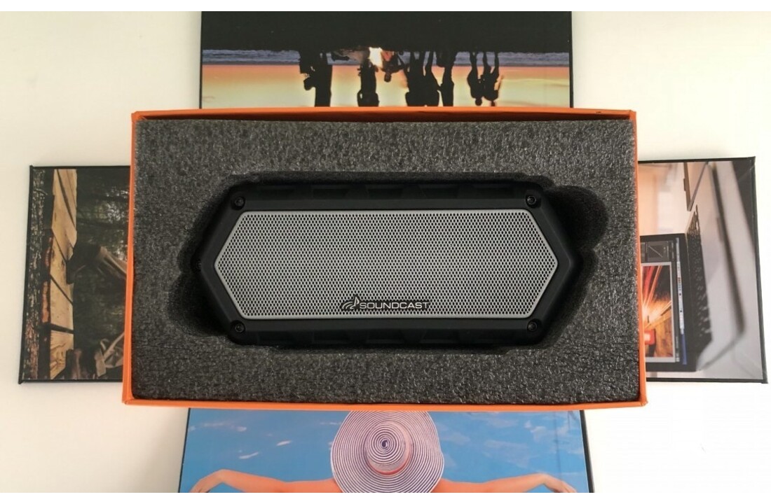 Soundcast VG1 waterproof outdoor bluetooth speaker