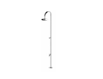 Eenvoudige RVS Buiten douche met voetspoeler