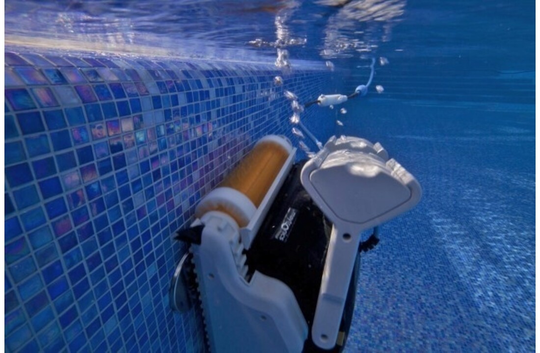 Dolphin Explorer Zwembadrobot