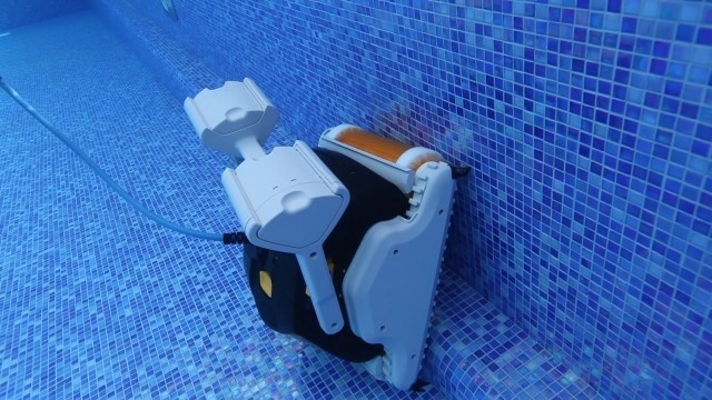 Dolphin Explorer Zwembadrobot