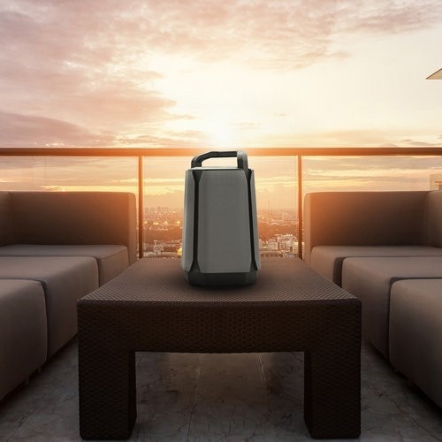 Soundcast VG7 outdoor bluetooth speaker