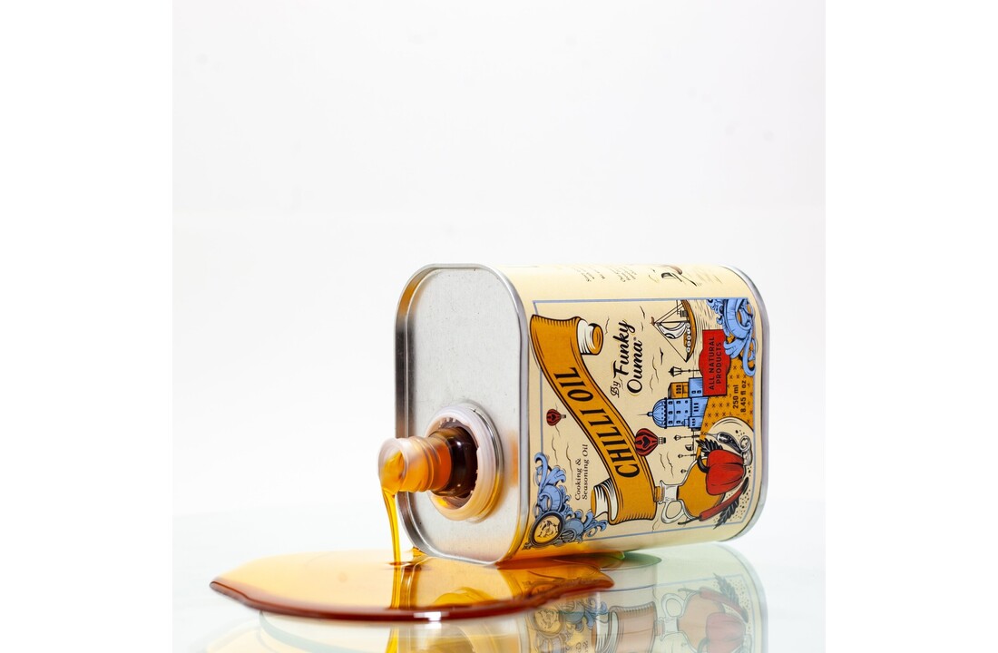 Chilli Oil - Chili Olie in blik - 250 ml