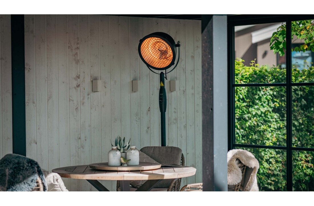 Sunred verwarmer Indus Bright Staand - zwart