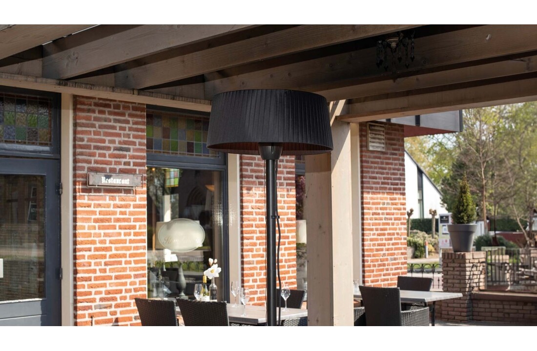Sunred terrasverwarmer Artix Compact Zwart staand