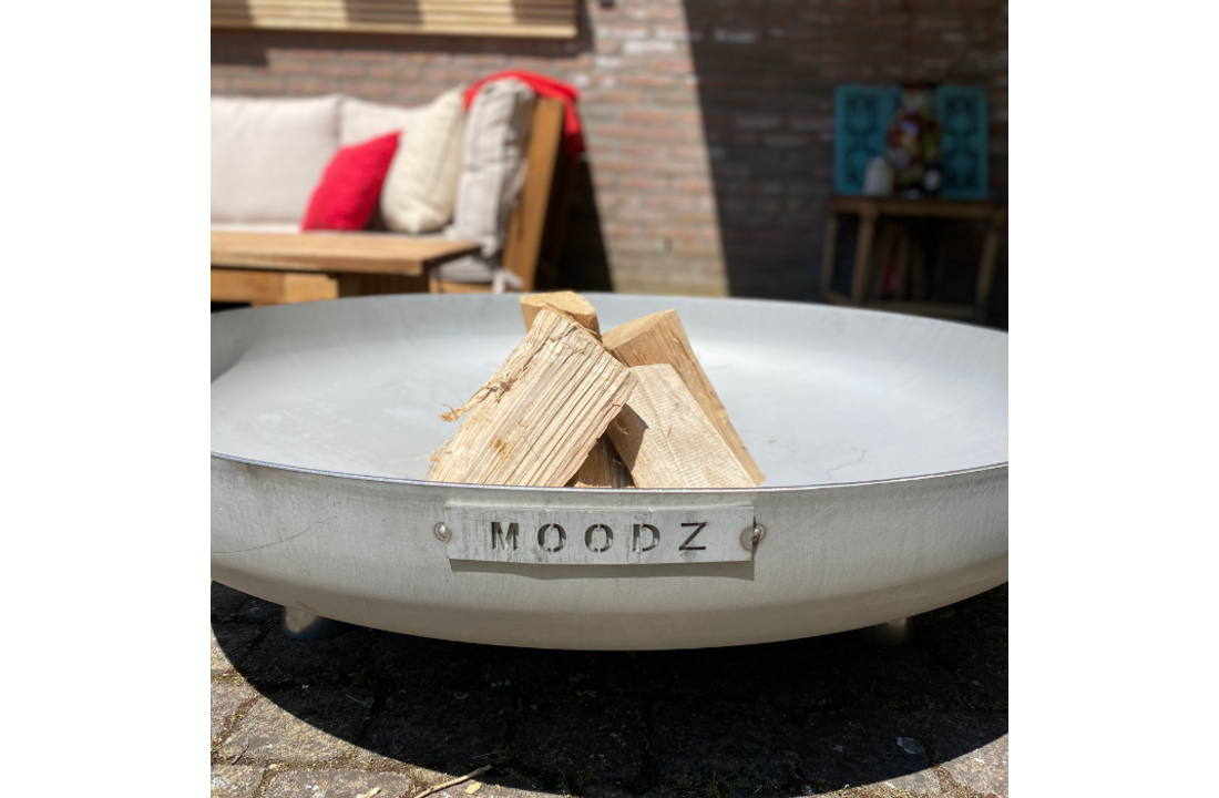 MOODZ vuurschaal met voet en hendel RVS