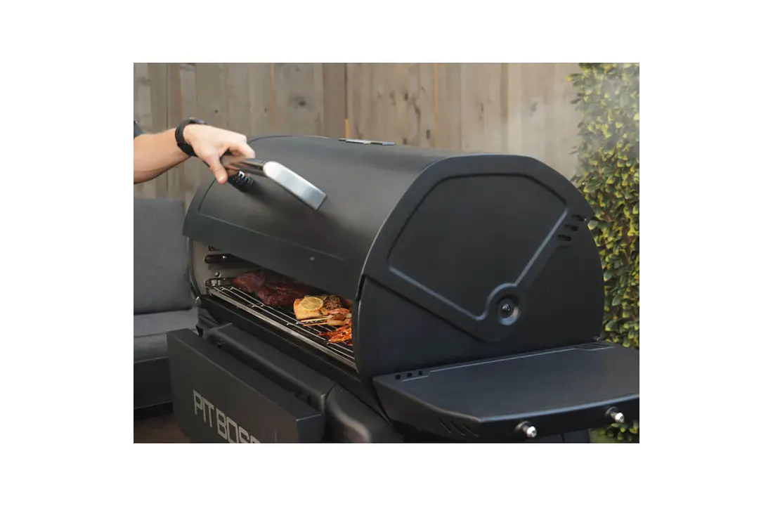 Pit Boss Competition Series 1600  Titan - Pellet BBQ