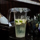 Koziol superglas Club  Schenkkan 1,5 liter