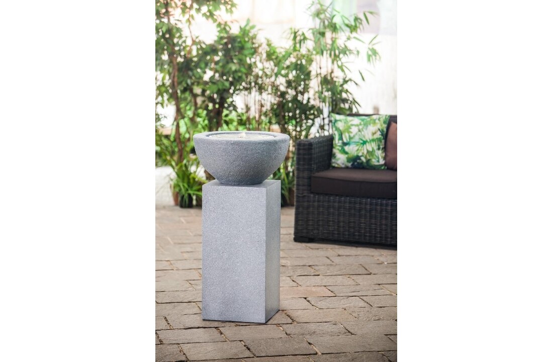Heissner terras fontein sokkel toren graniet
