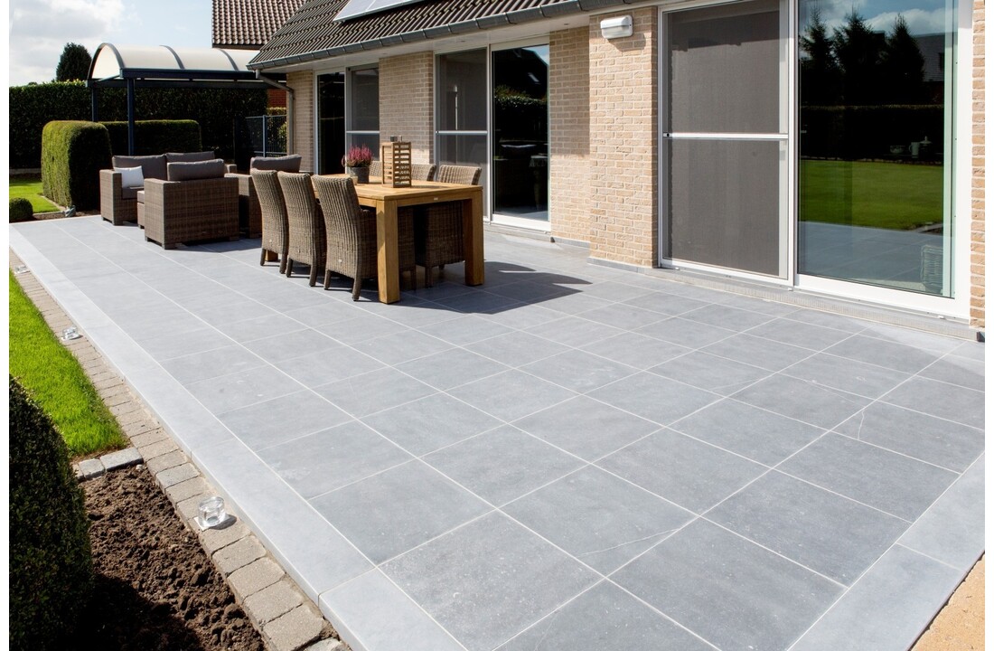 Terrastegel - Belgische blauwe hardsteen - prijs per m²
