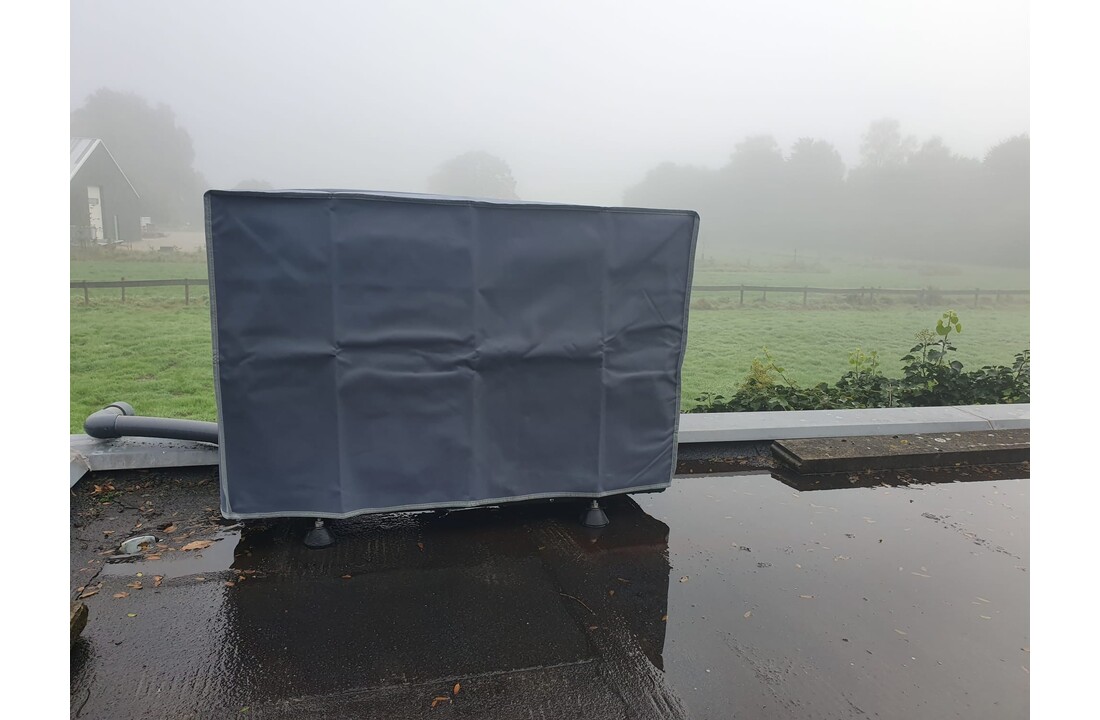 Winterhoes voor warmtepompen - Cover