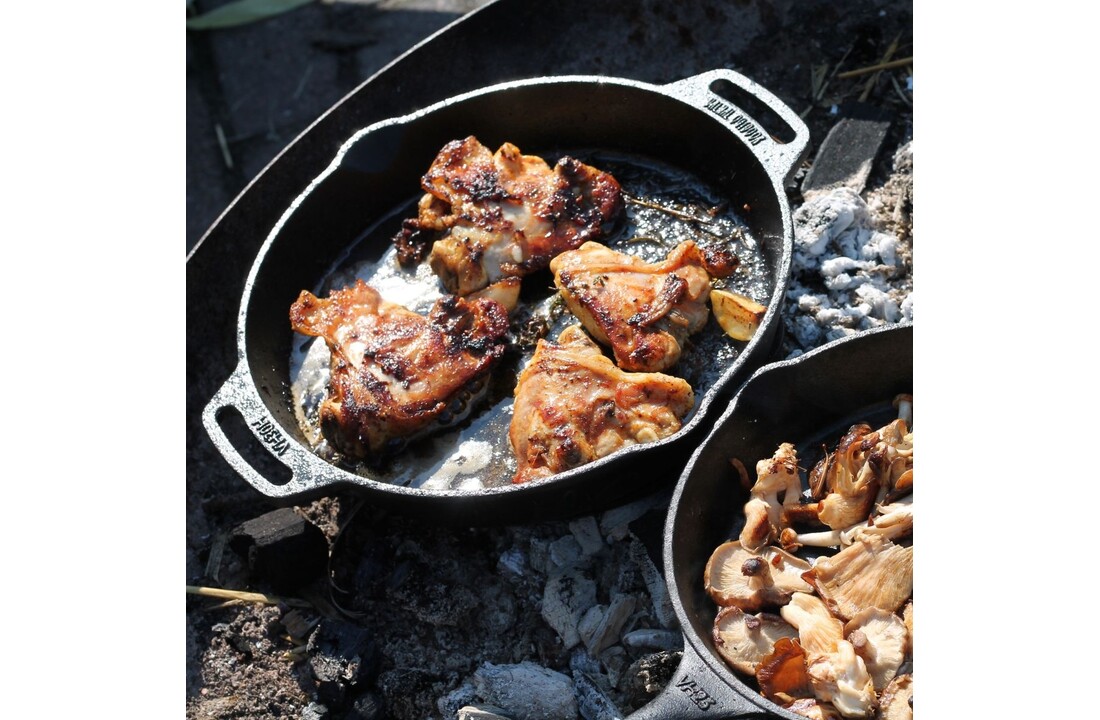 Valhal Outdoor Skillet Gietijzer Met Handgrepen 30 cm