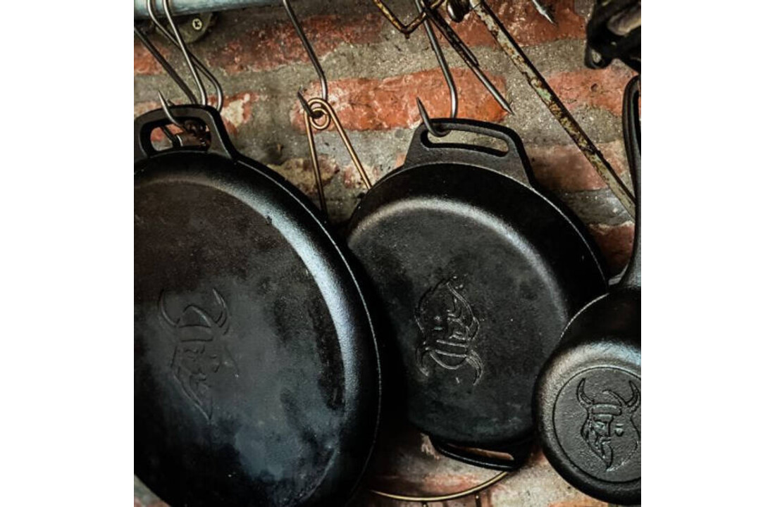 Valhal Outdoor Skillet Gietijzer Met Handgrepen 30 cm