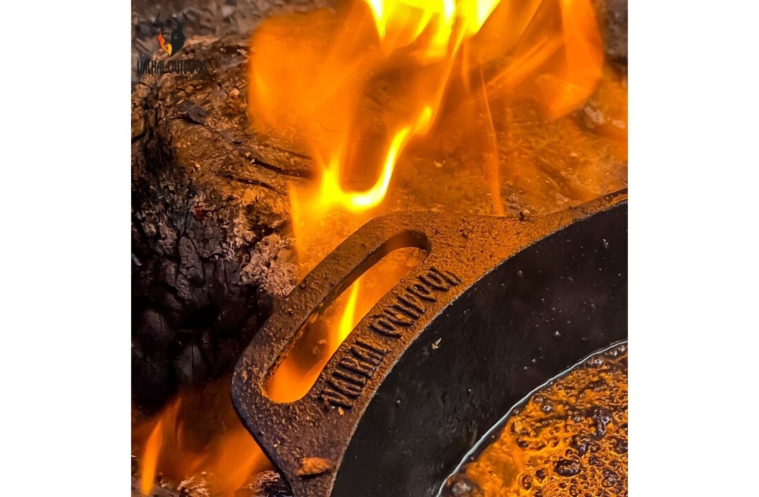 Valhal Outdoors  Skillet Gietijzer Met Handgrepen 25 cm