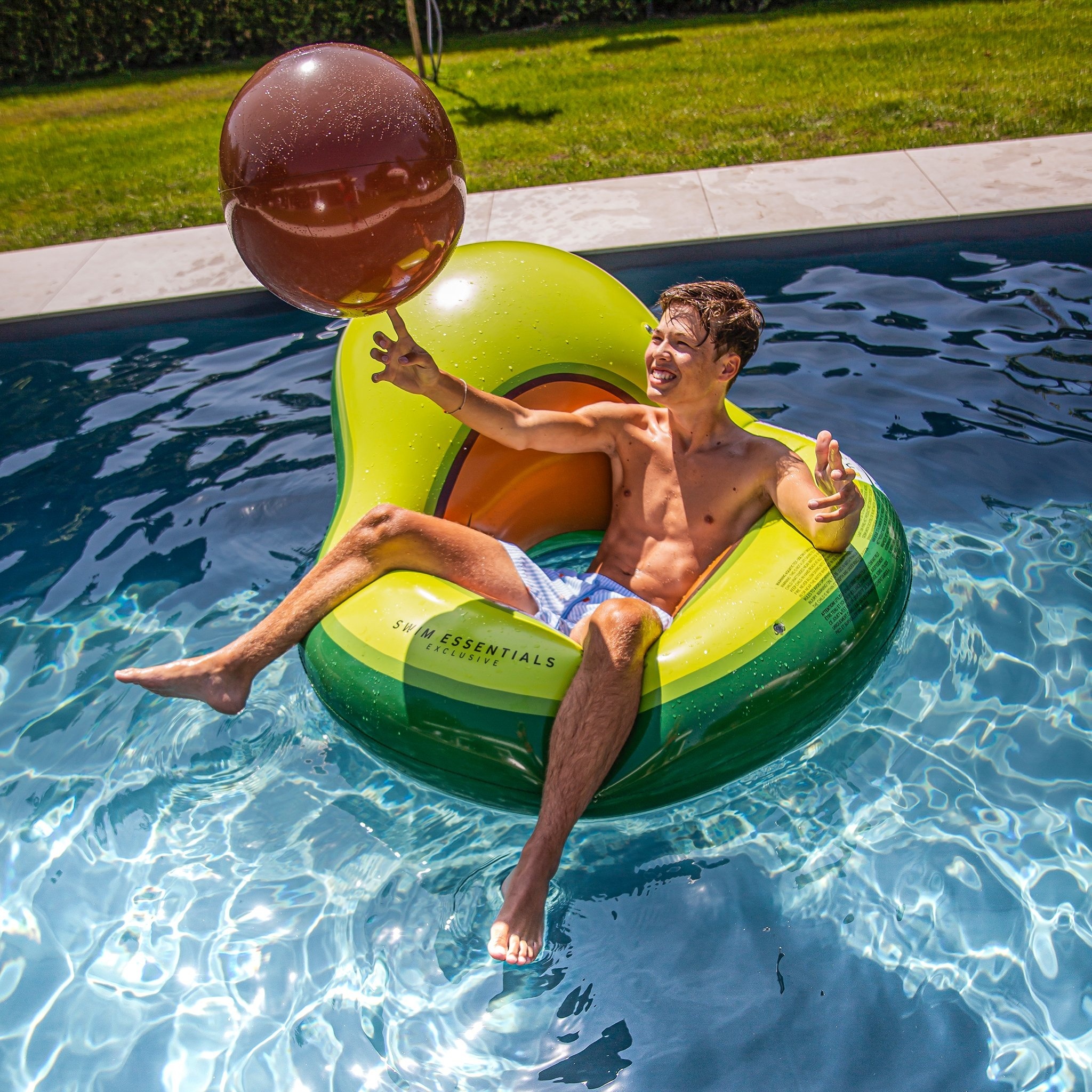 Luchtbed Avocado + Strandbal XL