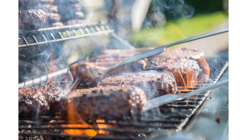 Barbecue Accessoires: Onmisbare Tools voor de Perfecte BBQ-ervaring