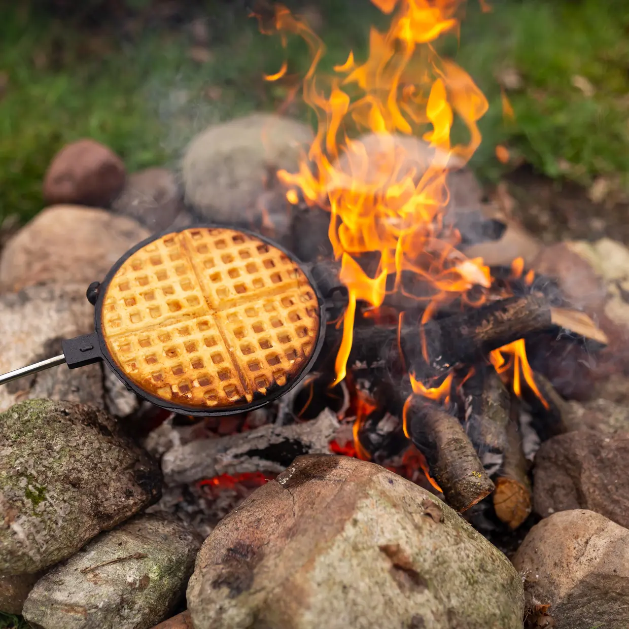 Wafelijzer voor BBQ en Kampvuur - Gietijzeren Wafelmaker