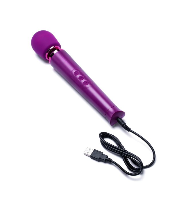 le WAND LE WAND PETITE RECHARGEABLE VIBRATING MASSAGER CHERRY