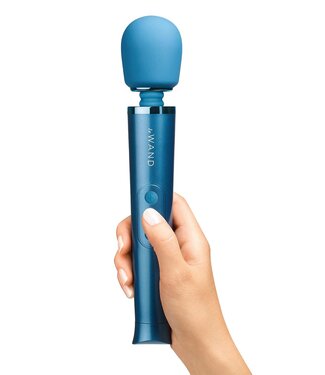 le WAND LE WAND PETITE RECHARGEABLE VIBRATING MASSAGER BLUE