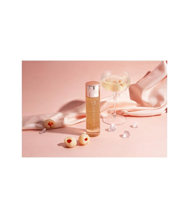 HighOnLove HIGH ON LOVE MASSAGE OIL LITCHI MARTINI 120ML