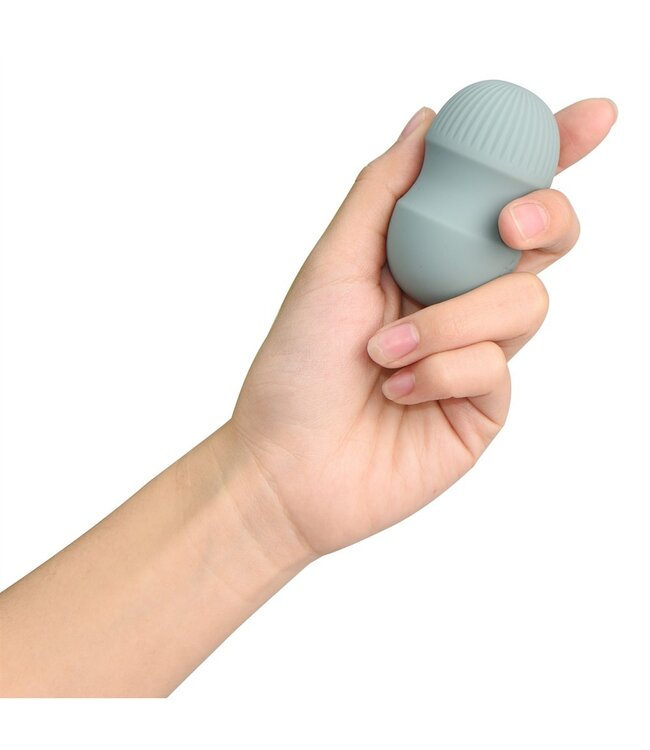 Dreamtoys NUDE BLOSSOM TRAVEL MASSAGER