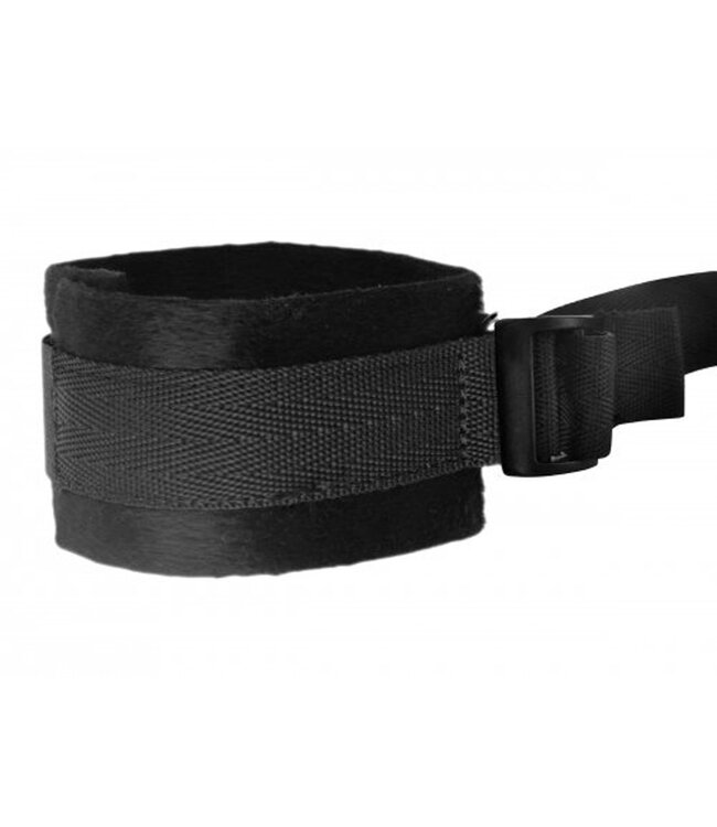 XR Brands Frisky - Hold Me Bed Bondage Set - Zwart