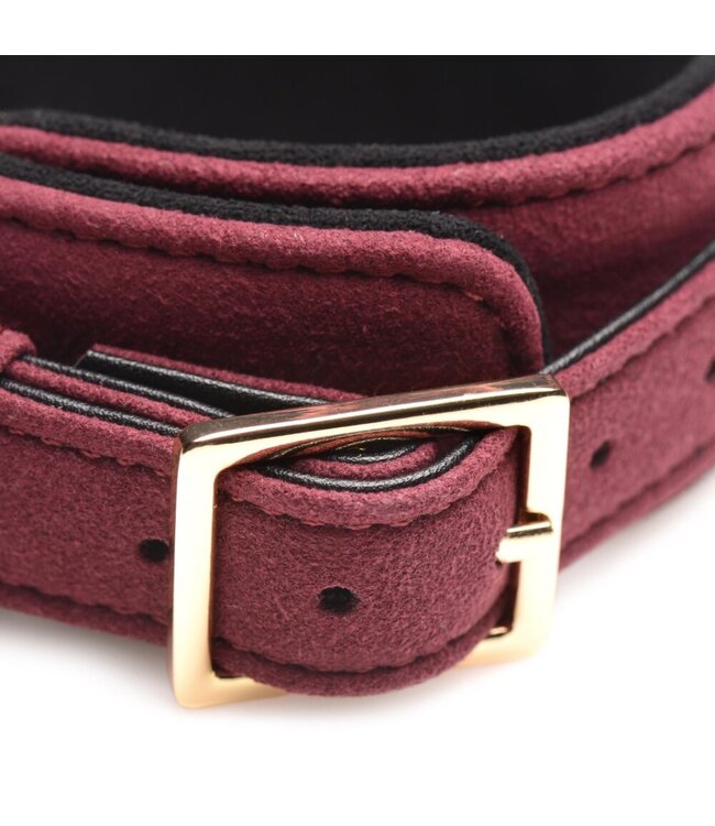 XR Brands Master Series - 6-delige BDSM Suede Boeienset Met Collar En Riem - Bordeaux