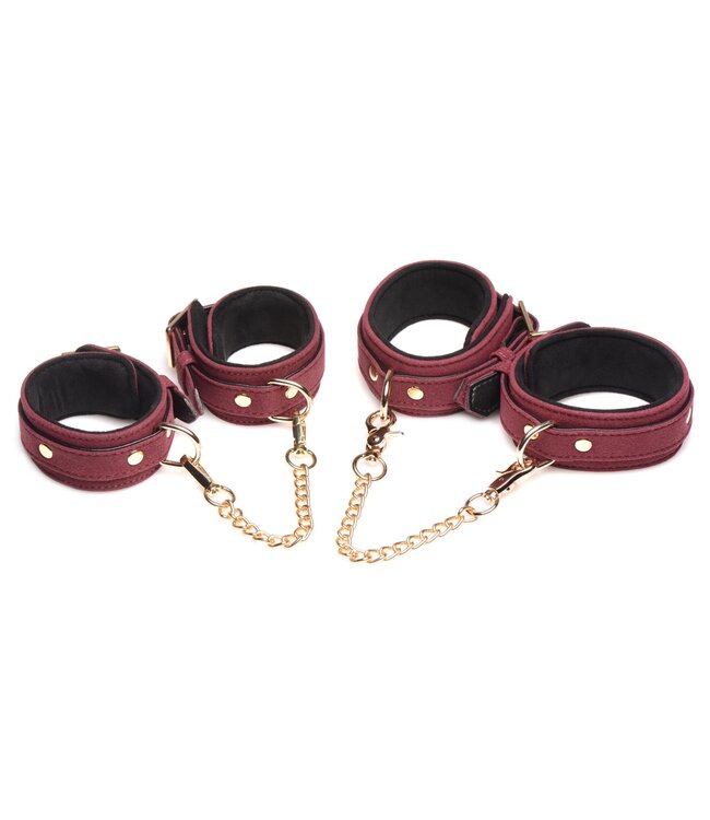 XR Brands Master Series - 6-delige BDSM Suede Boeienset Met Collar En Riem - Bordeaux