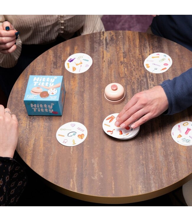 Tease & Please Tease & Please - Hitty Titty Kaartspel - Adult Game