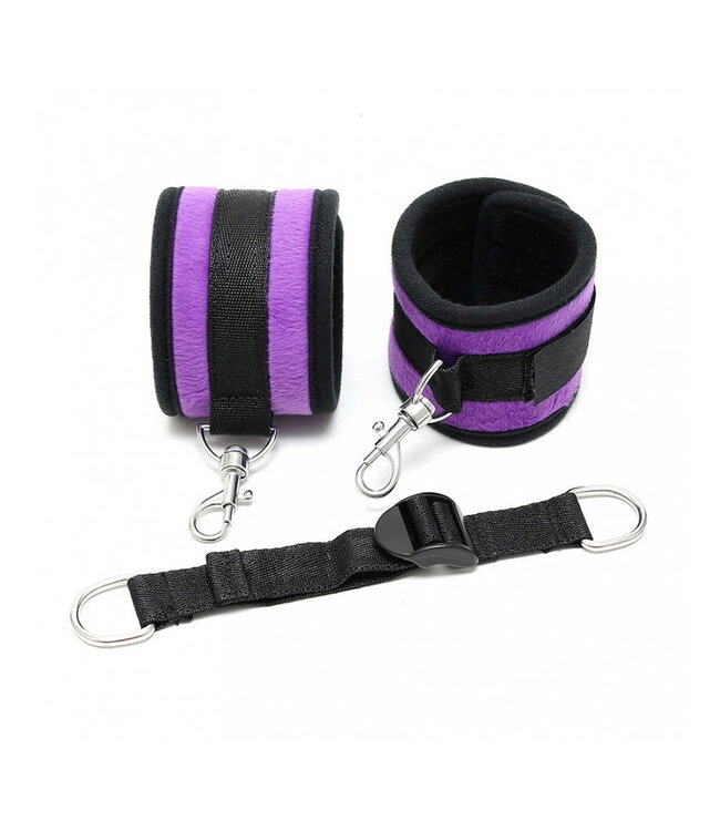 Rimba Rimba - Soft Bondage klittenband voetboeien met band van 30 cm. en karabijnhaken