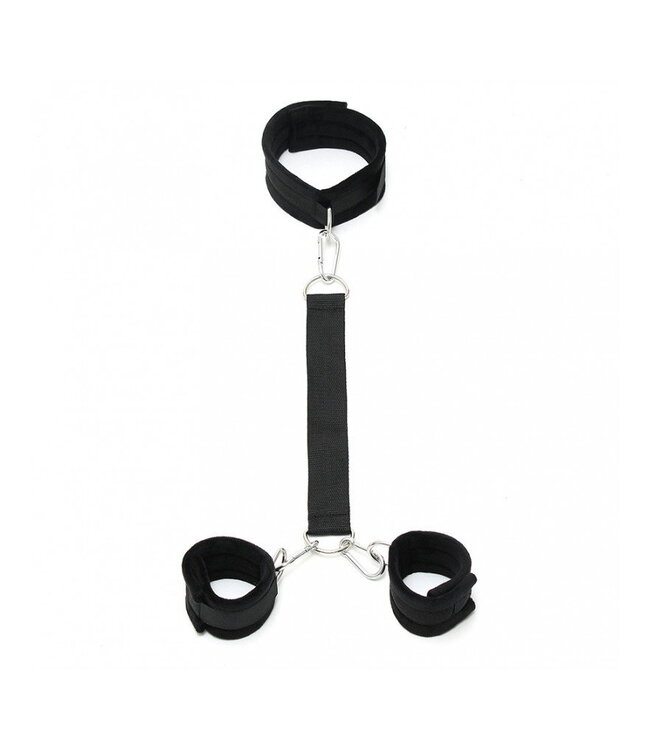 Rimba Rimba - Soft Bondage halsband verbonden aan handboeien