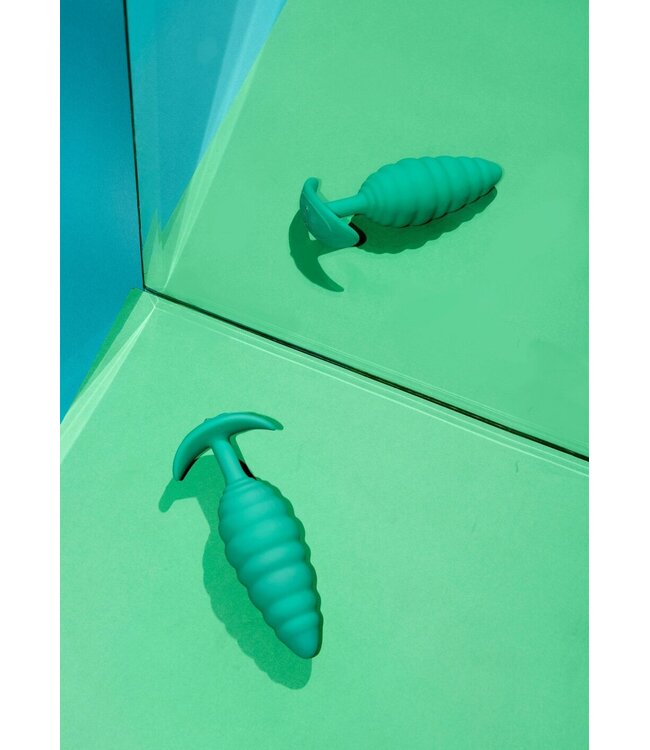 B-Vibe Twist Texture Plug